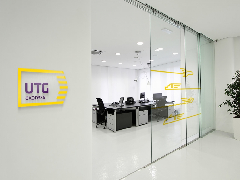 upload-874d5876-5671-4d00-b119-cd6f1fde21c3